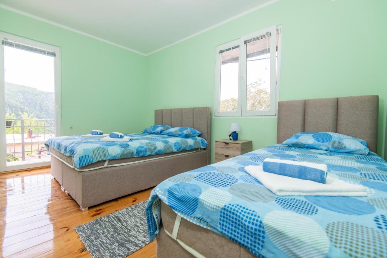 Apartment Galiot Kotor Eksteriør bilde
