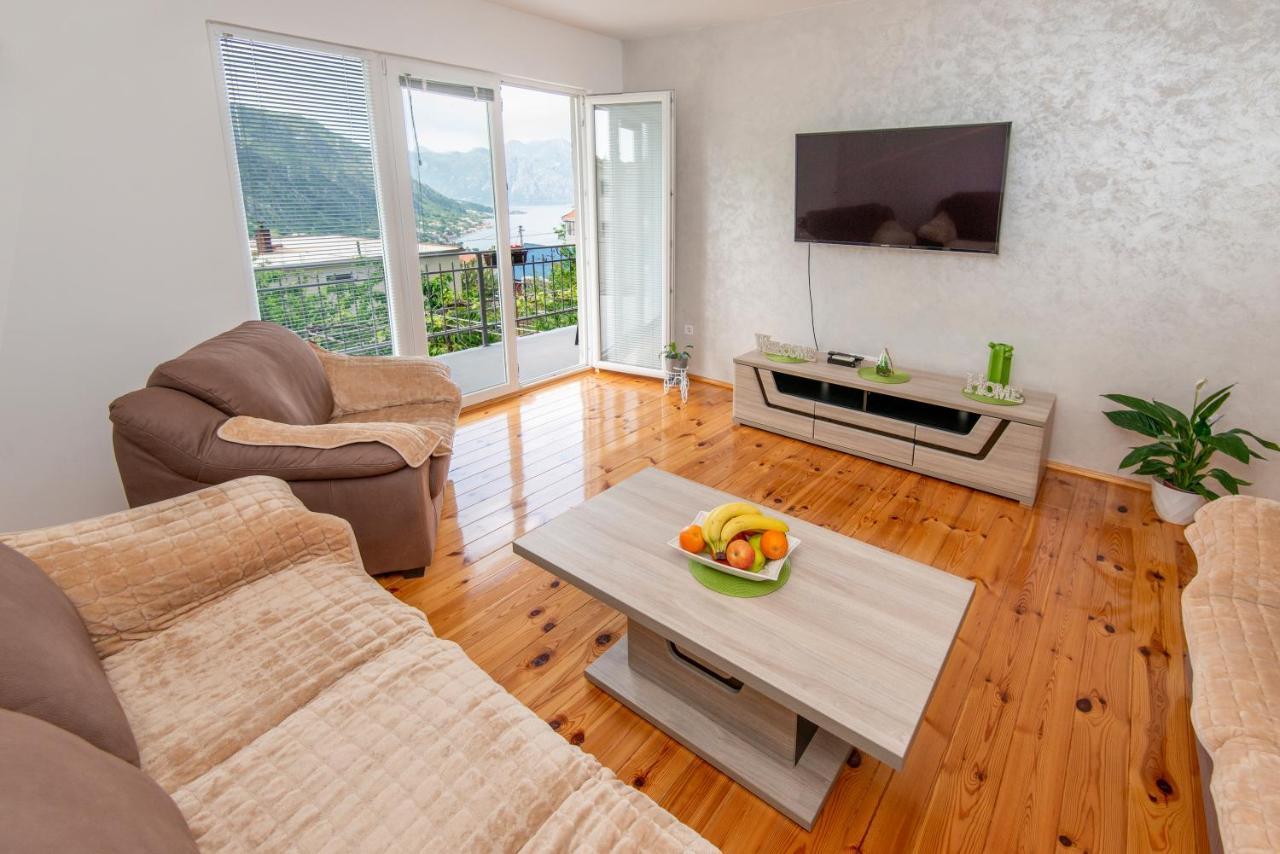 Apartment Galiot Kotor Eksteriør bilde